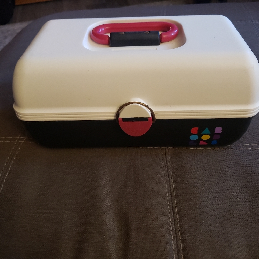 Vintage Caboodle Makeup Case